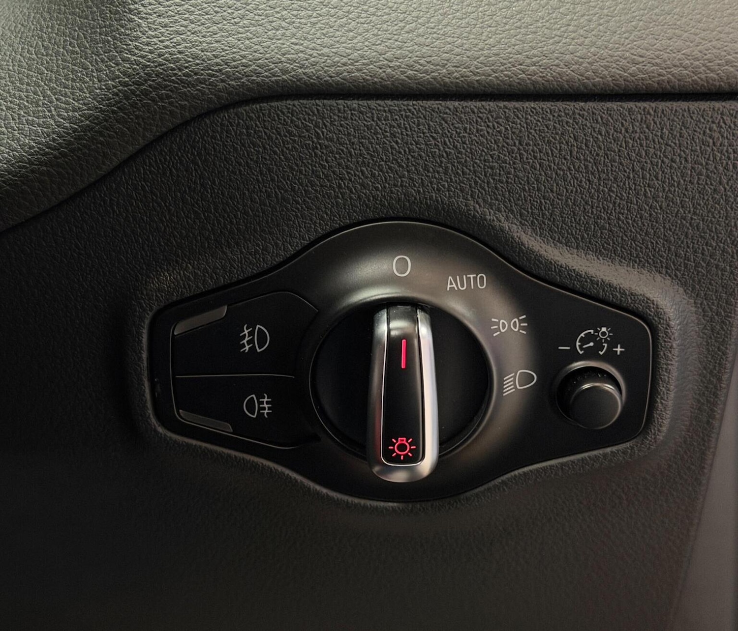 Used Audi SQ5 2014 for sale - 78004420: Photo 36