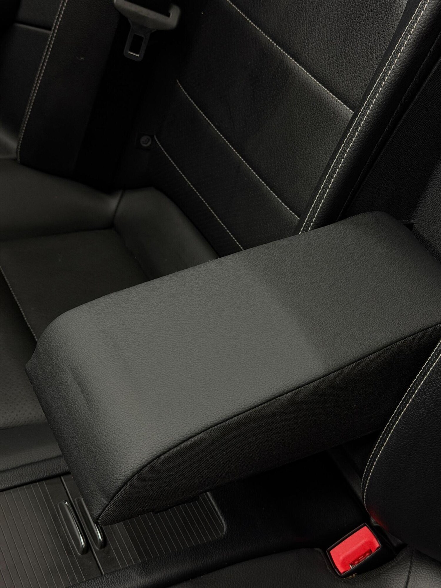 Used Mercedes-Benz E Class 2012 for sale - 78004558: Photo 43