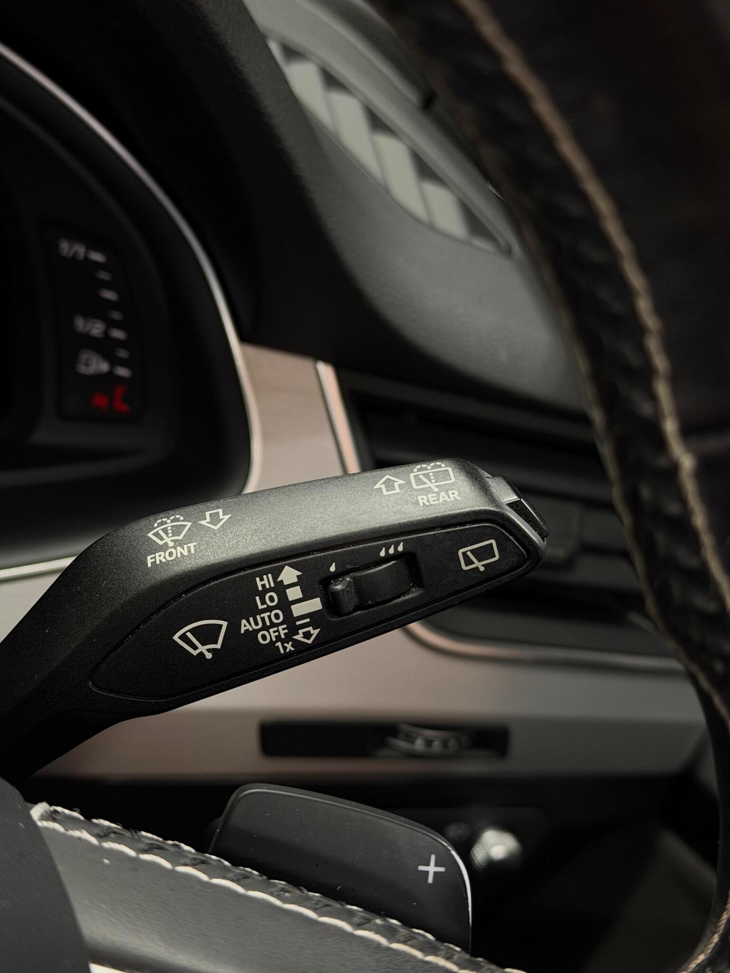 Used Audi SQ7 2017 for sale - 78004598: Photo 25