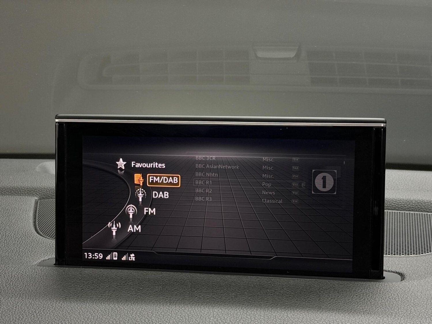 Used Audi SQ7 2017 for sale - 78004598: Photo 30