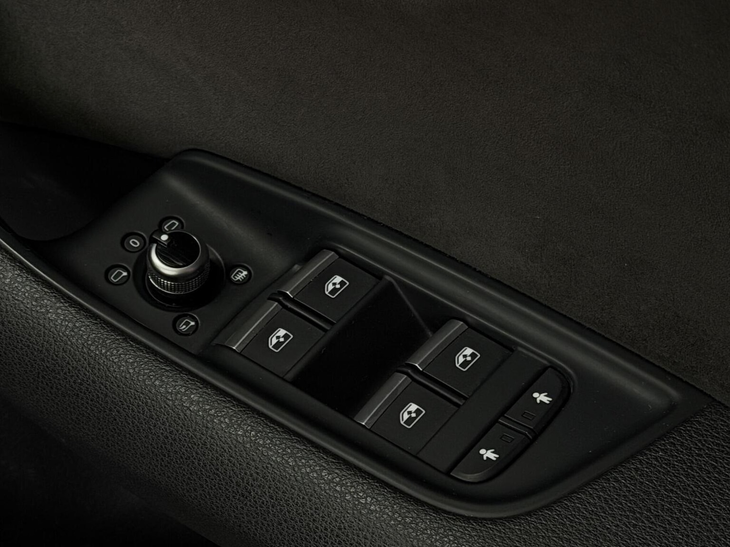 Used Audi SQ7 2017 for sale - 78004598: Photo 40