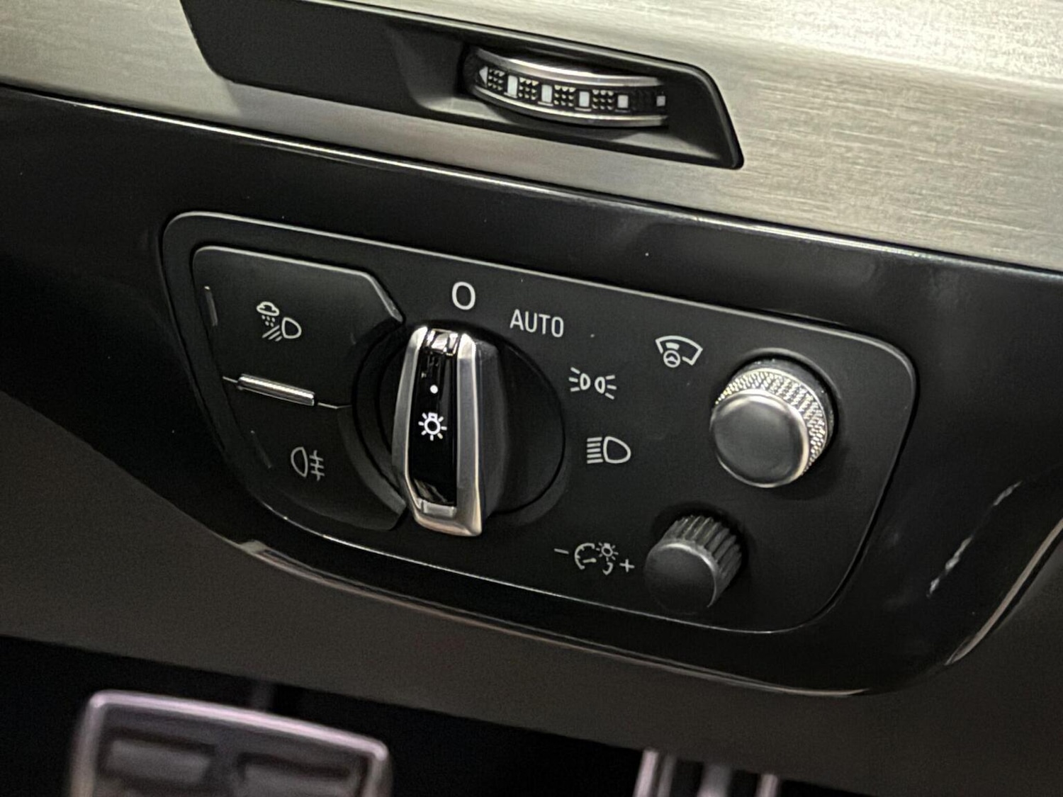 Used Audi SQ7 2017 for sale - 78004598: Photo 42