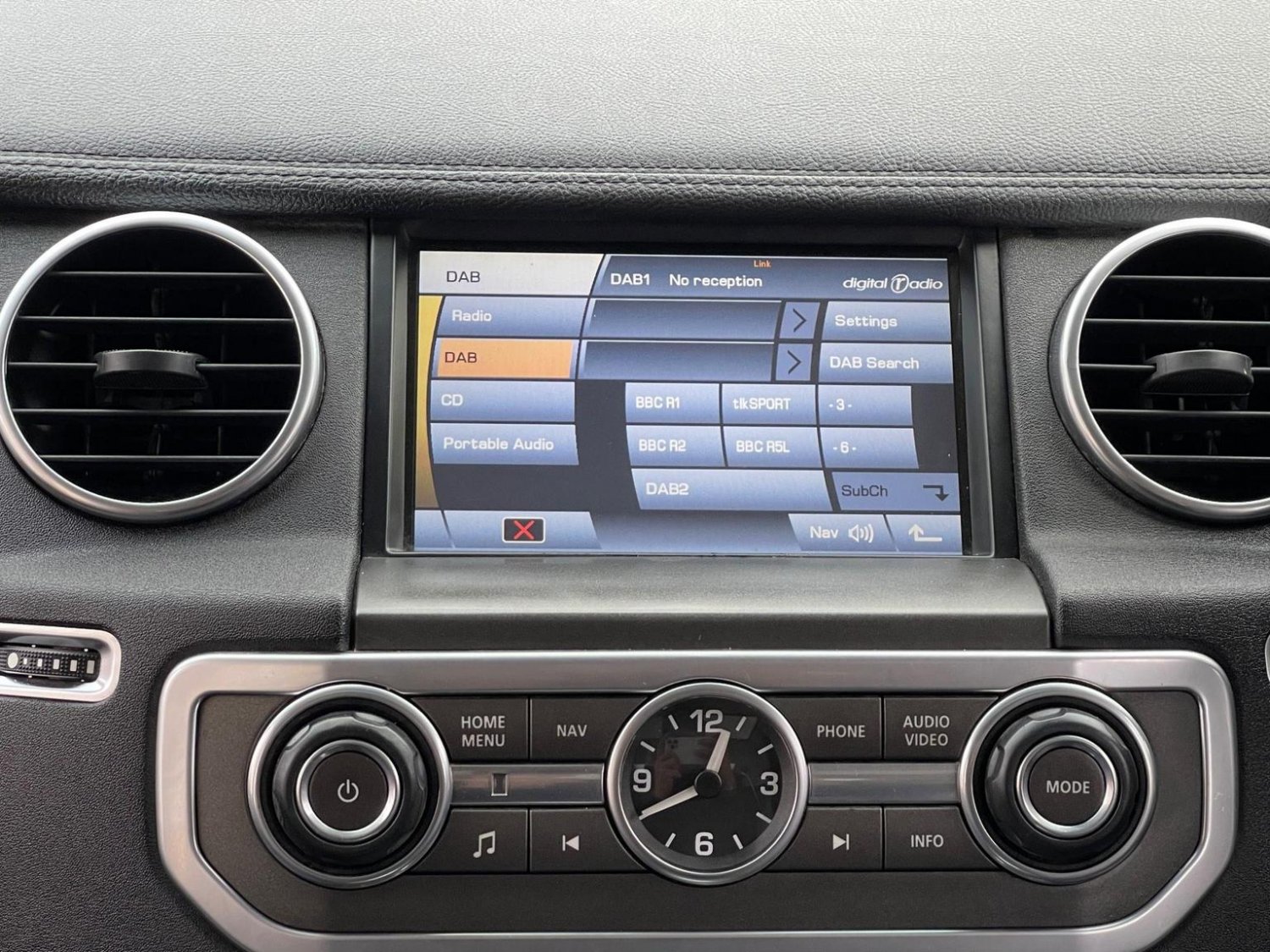 Used Land Rover Discovery 2011 for sale - 78182812: Photo 25