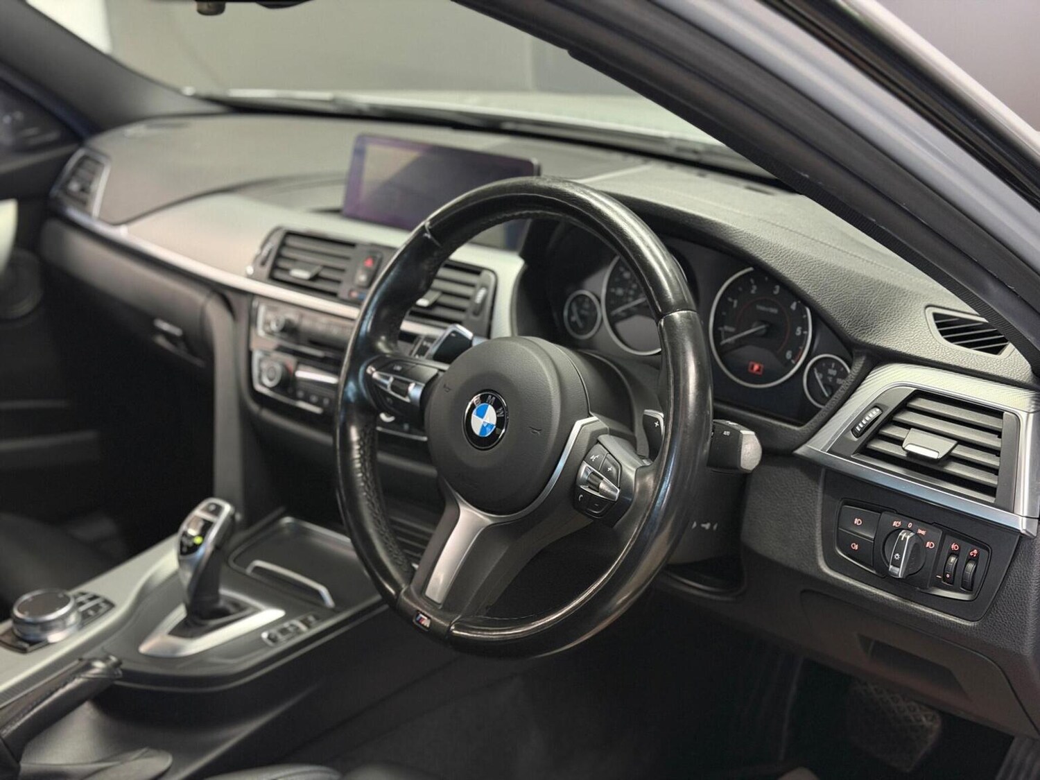 Used BMW 3 Series 2018 for sale - 78004363: Photo 12