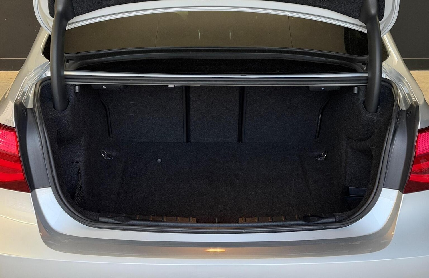 Used BMW 3 Series 2018 for sale - 78004363: Photo 43