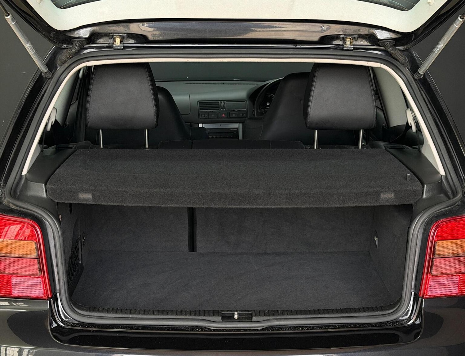 Used Volkswagen Golf 2003 for sale - 78056974: Photo 23