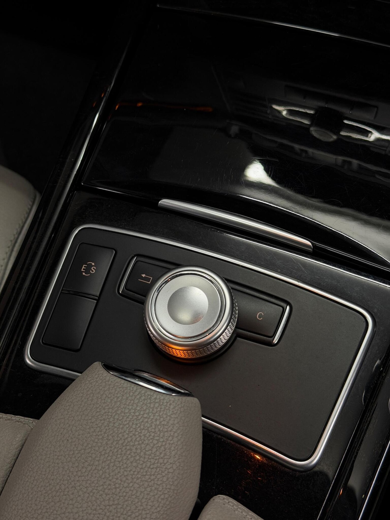 Used Mercedes-Benz E Class 2011 for sale - 78004528: Photo 22