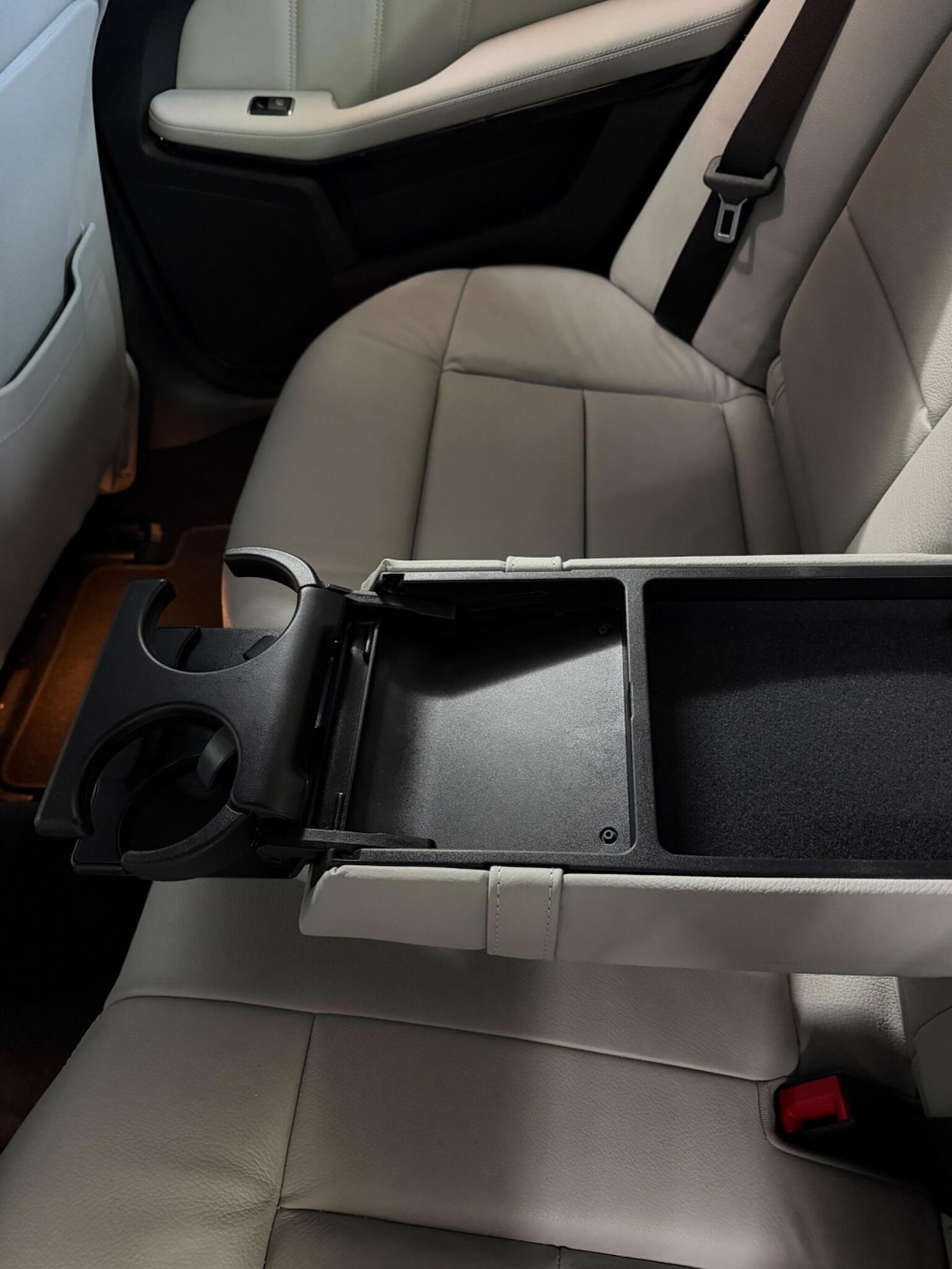 Used Mercedes-Benz E Class 2011 for sale - 78004528: Photo 39