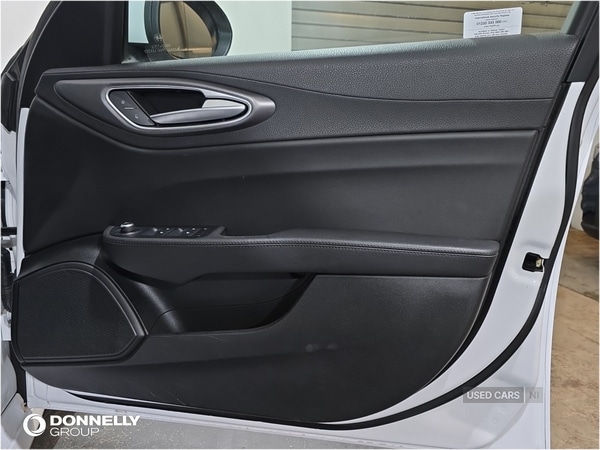 Used Alfa Romeo Giulia 2017 for sale - 77157069: Photo 22