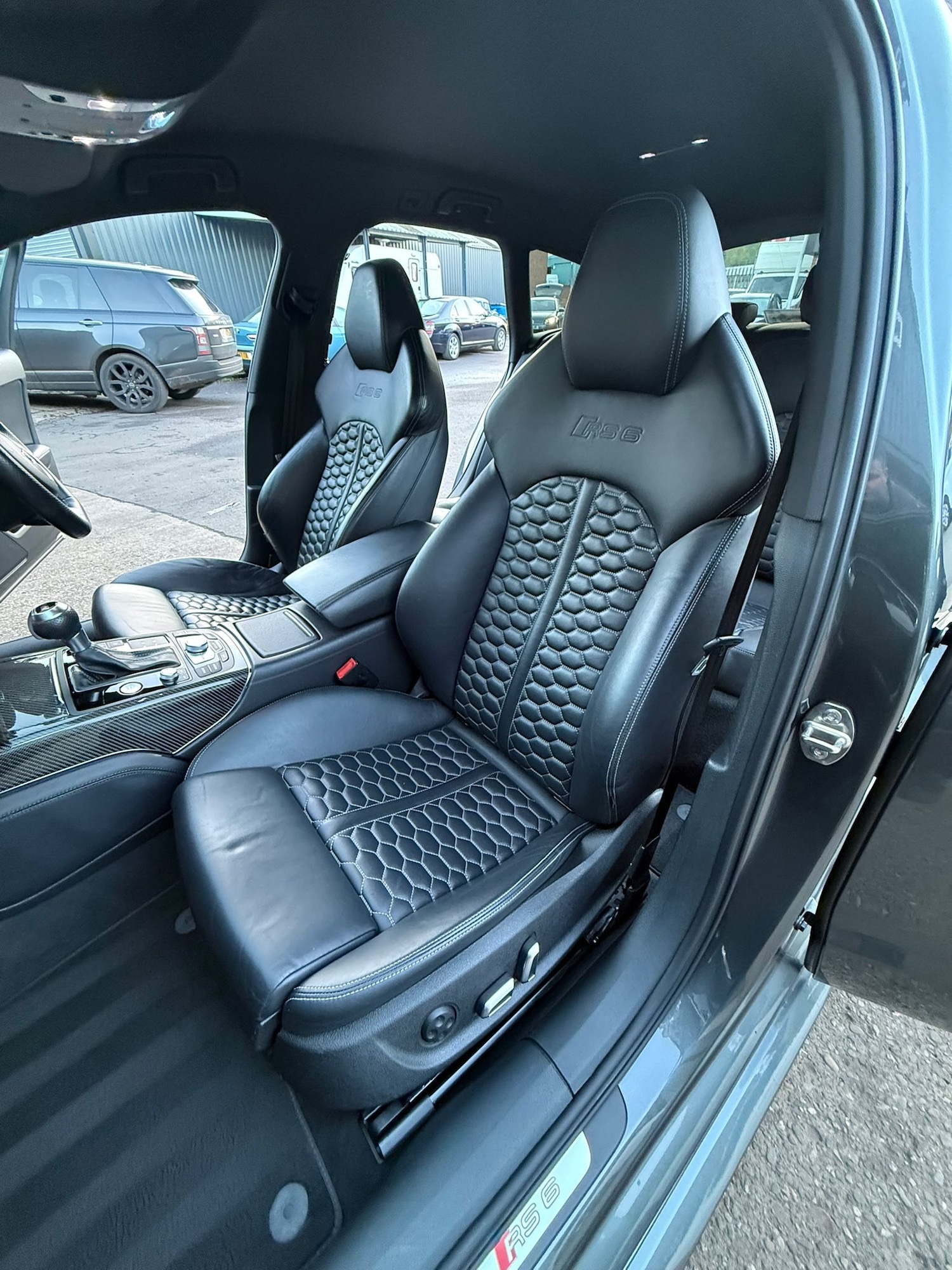 Used Audi RS6 2015 for sale - 76918900: Photo 19