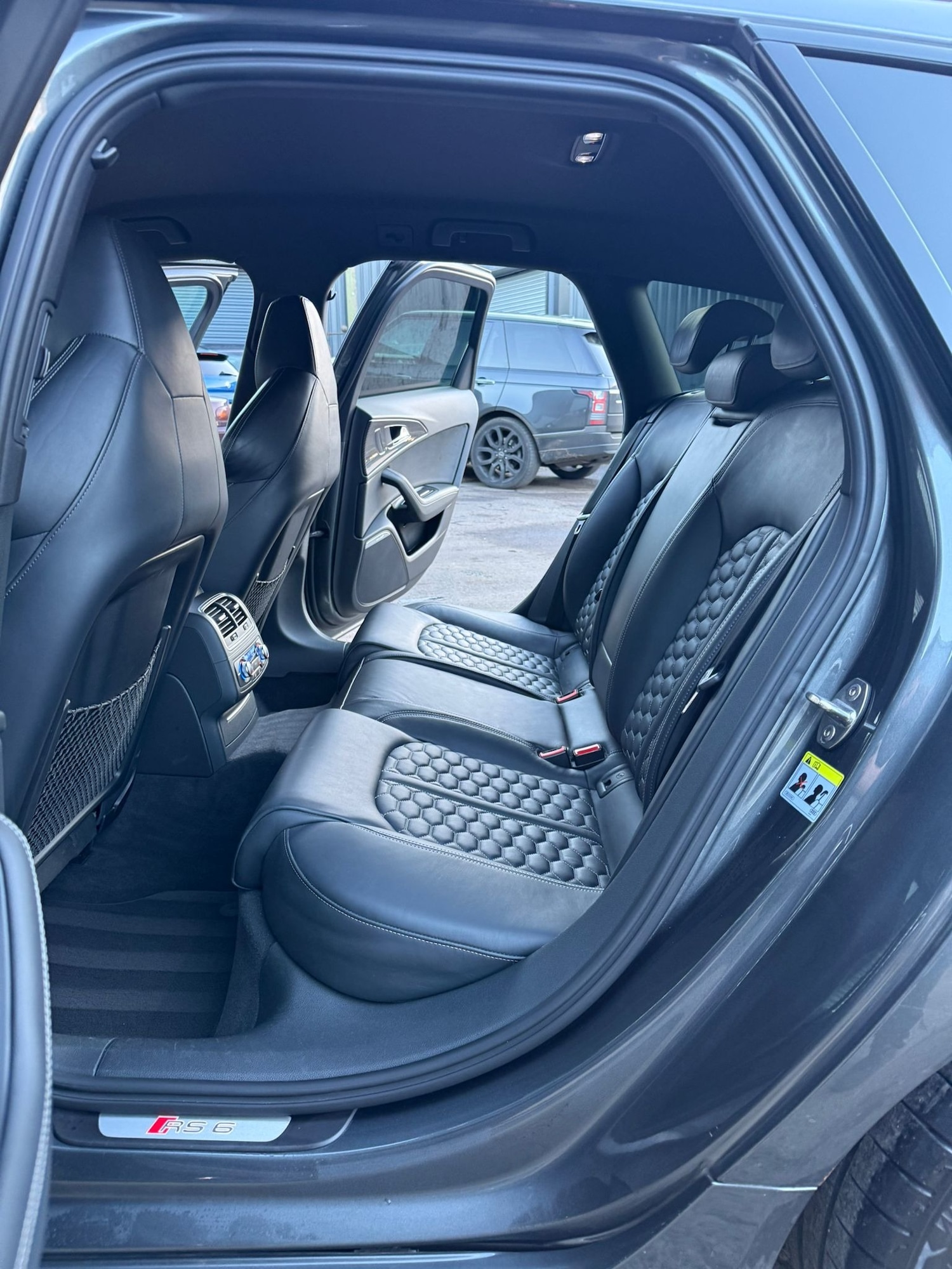 Used Audi RS6 2015 for sale - 76918900: Photo 20