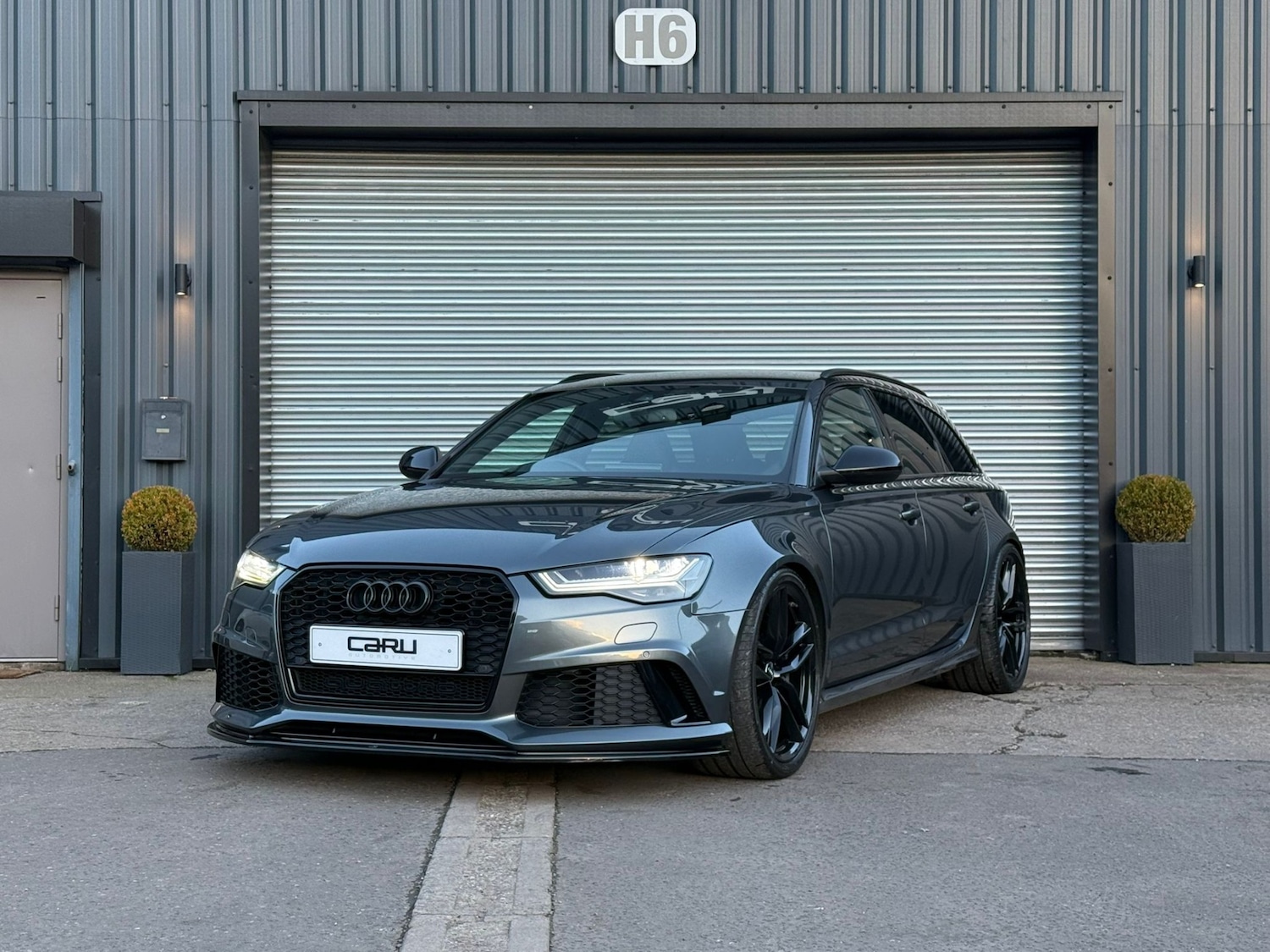Used Audi RS6 2015 for sale - 76918900: Photo 4