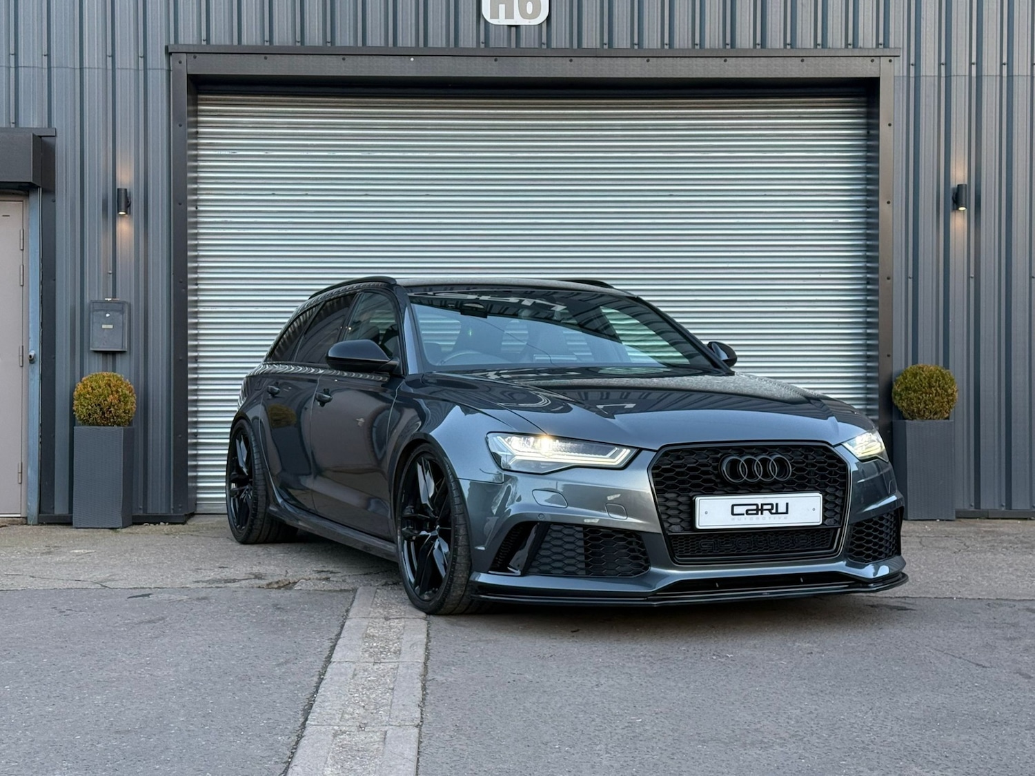 Used Audi RS6 2015 for sale - 76918900: Photo 8