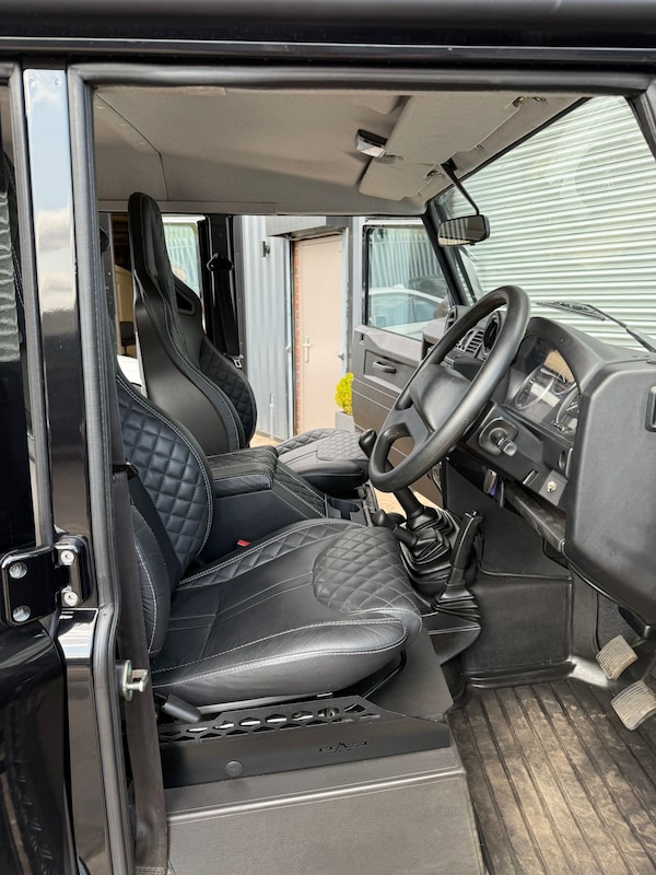Used Land Rover Defender 2014 for sale - 75627742: Photo 15