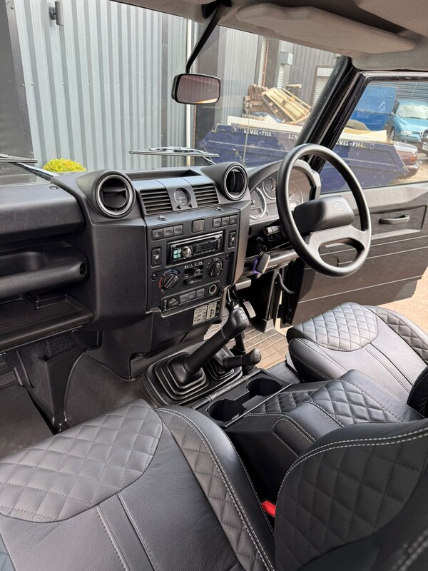 Used Land Rover Defender 2014 for sale - 75627742: Photo 18
