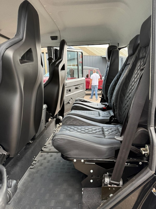 Used Land Rover Defender 2014 for sale - 75627742: Photo 20
