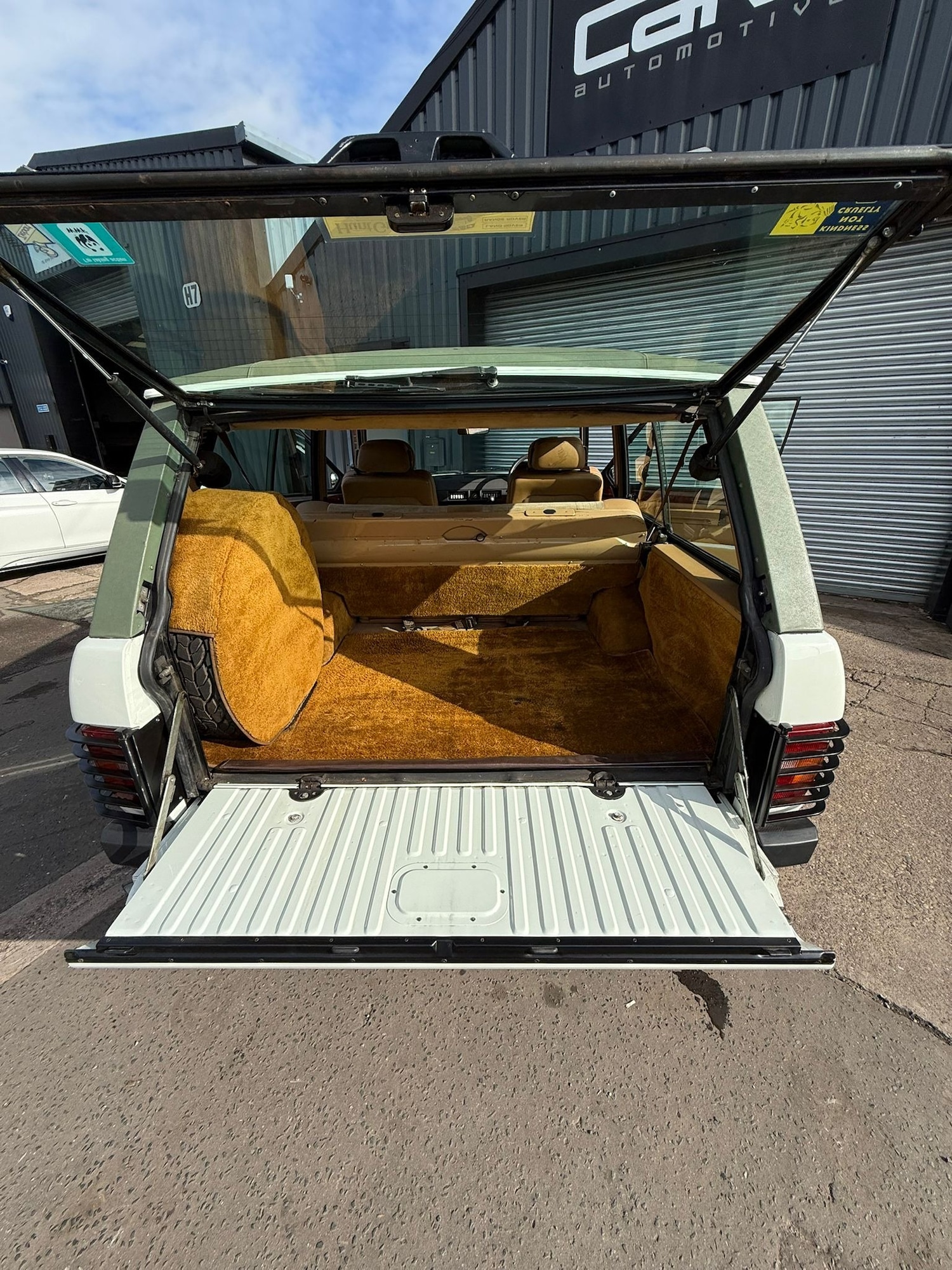 Used Land Rover Range Rover 1985 for sale - 76194405: Photo 19