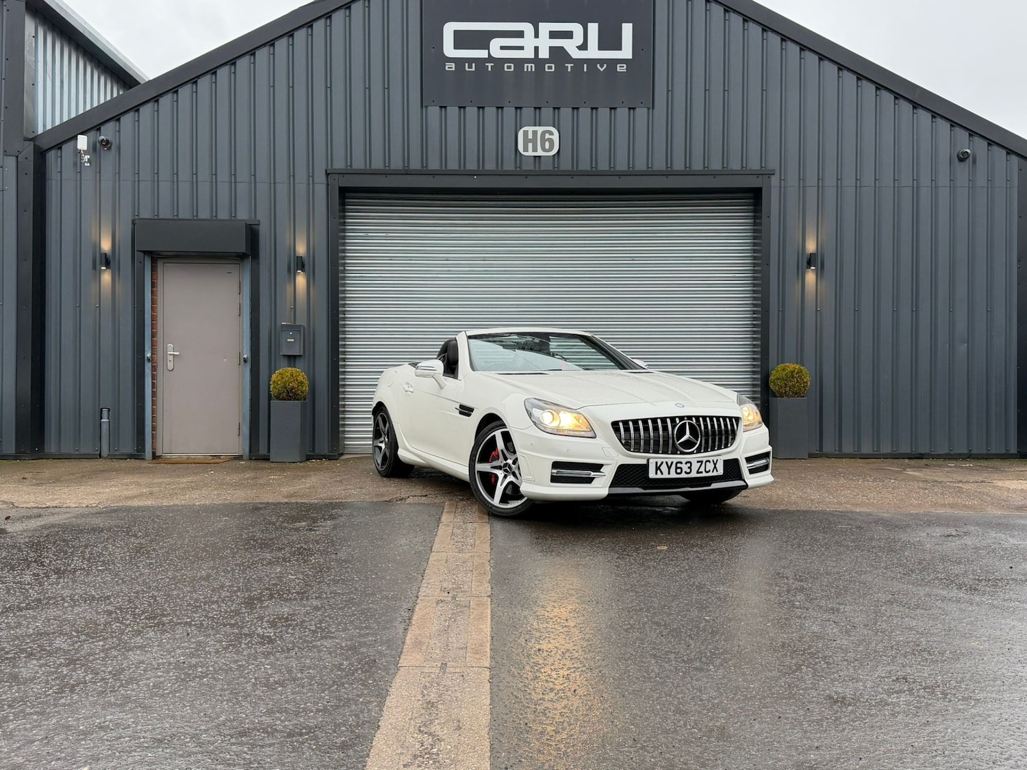 Used Mercedes-Benz SLK 2013 for sale - 77545430: Photo 3