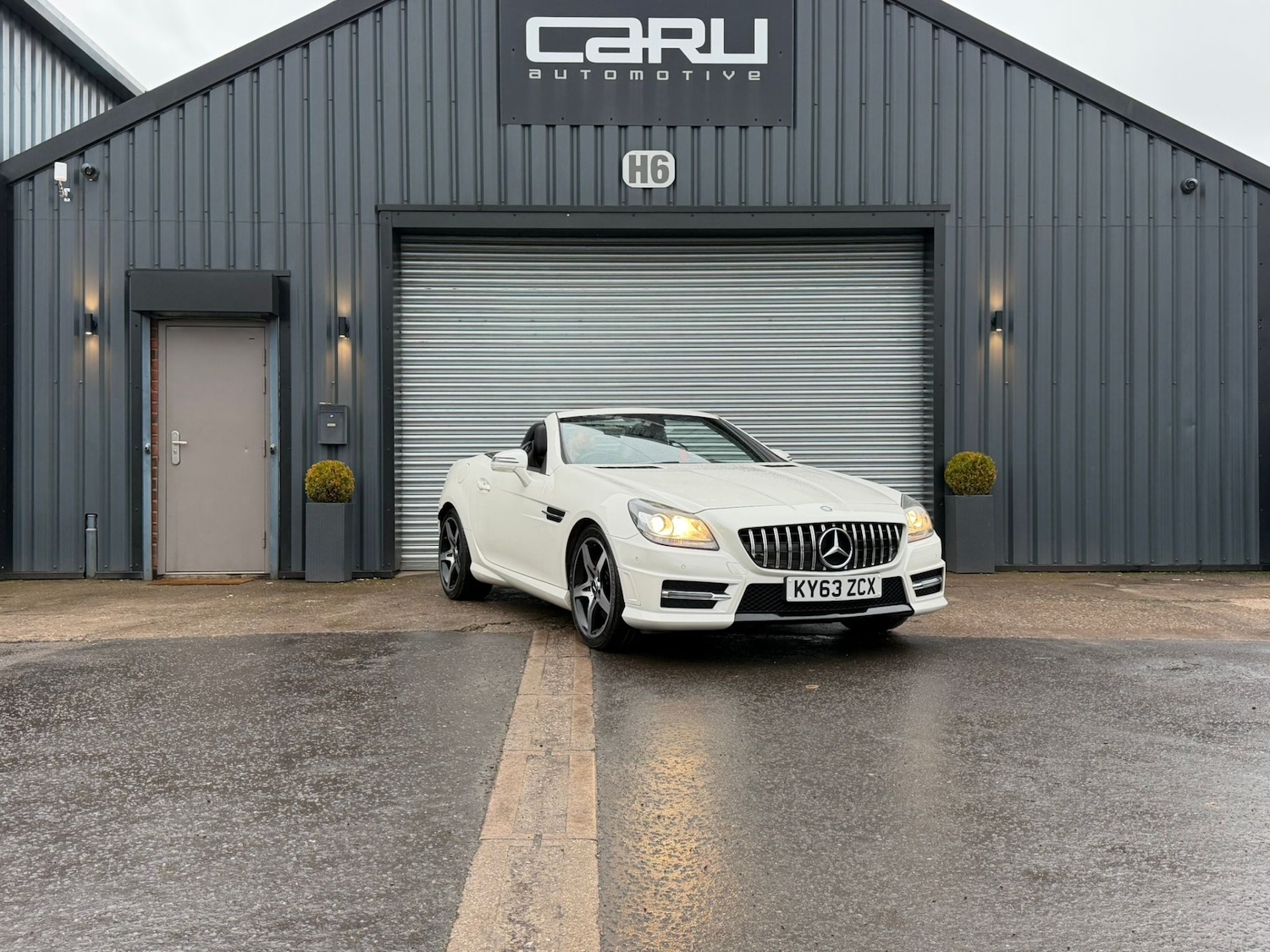 Used Mercedes-Benz SLK 2013 for sale - 77545430: Photo 4