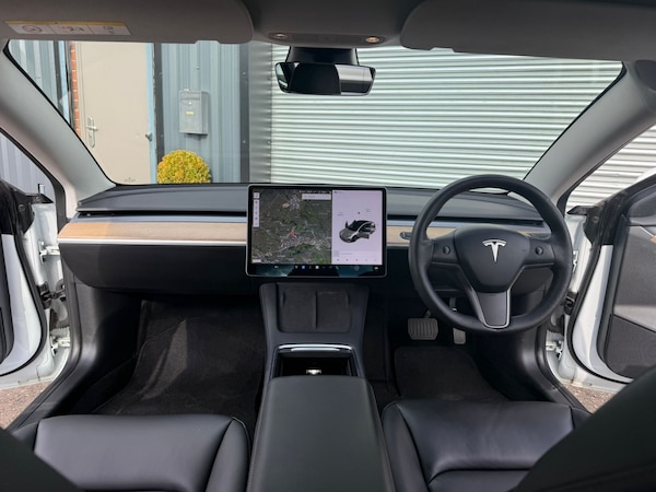 Used Tesla Model 3 2021 for sale - 76184597: Photo 13
