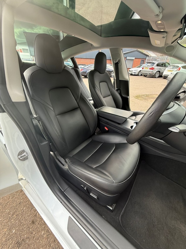 Used Tesla Model 3 2021 for sale - 76184597: Photo 16