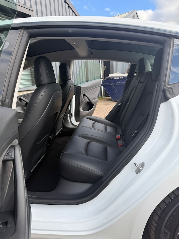 Used Tesla Model 3 2021 for sale - 76184597: Photo 19