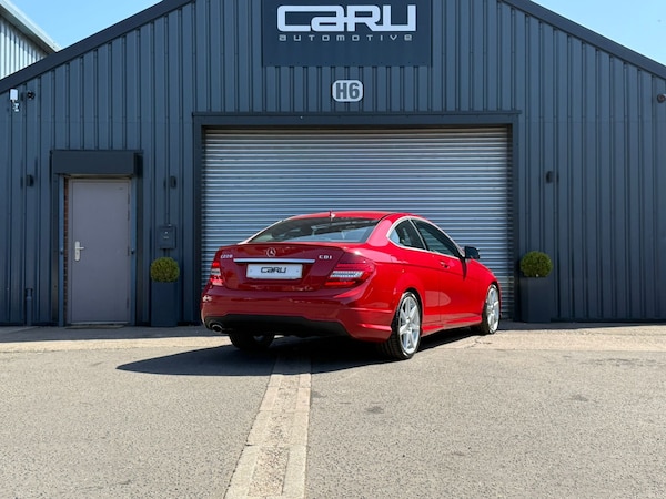 Used Mercedes-Benz C-Class 2015 for sale - 75129931: Photo 10