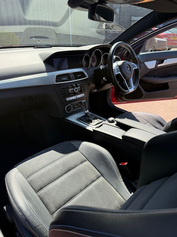 Used Mercedes-Benz C-Class 2015 for sale - 75129931: Photo 18
