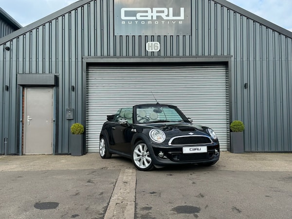Used MINI Convertible 2011 for sale - 75228317: Photo 5