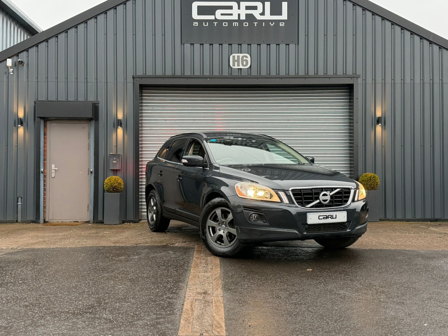 Used Volvo XC60 2010 for sale - 77545553: Photo 3