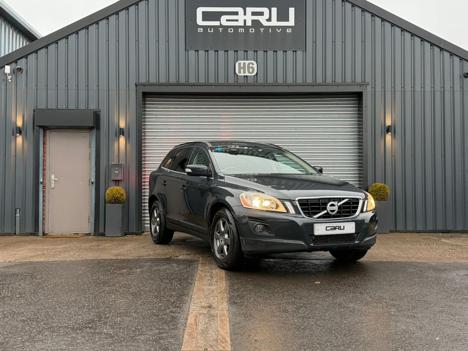 Used Volvo XC60 2010 for sale - 77545553: Photo 4