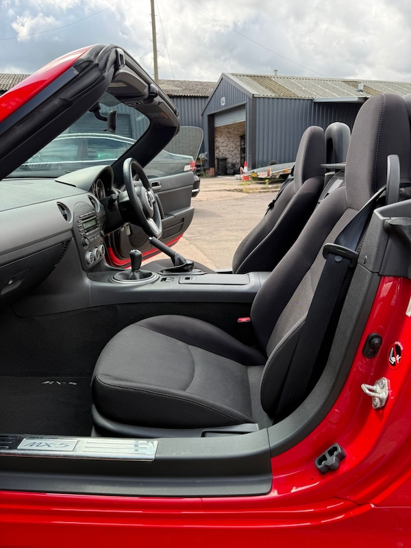 Used Mazda MX-5 2010 for sale - 74980839: Photo 18