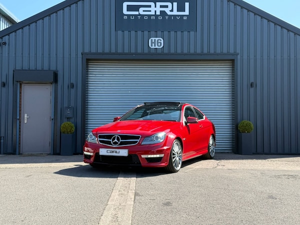 Used Mercedes-Benz C-Class 2012 for sale - 75228354: Photo 2