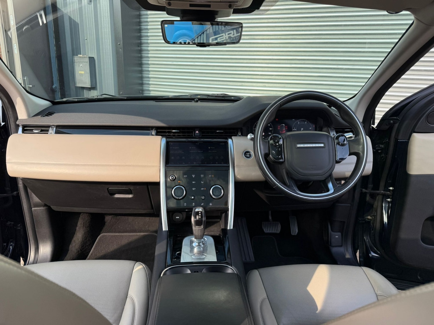 Used Land Rover Discovery Sport 2019 for sale - 76353418: Photo 15