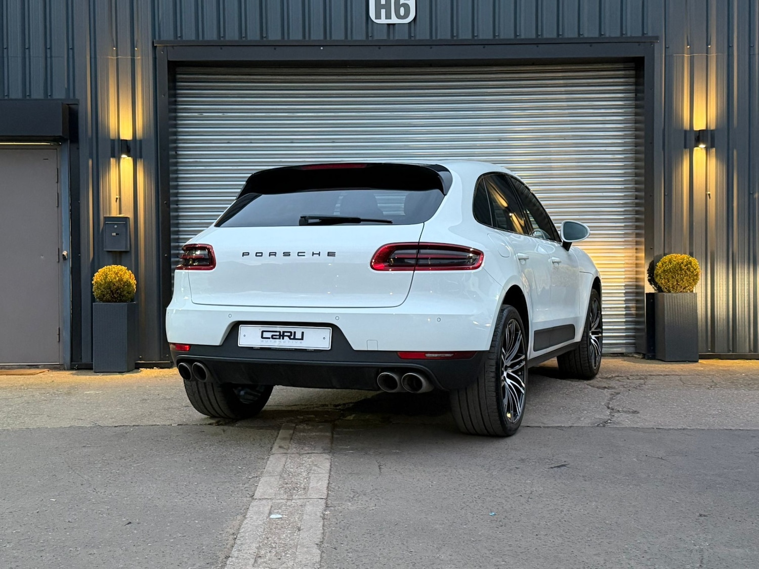 Used Porsche Macan 2015 for sale - 77700921: Photo 11