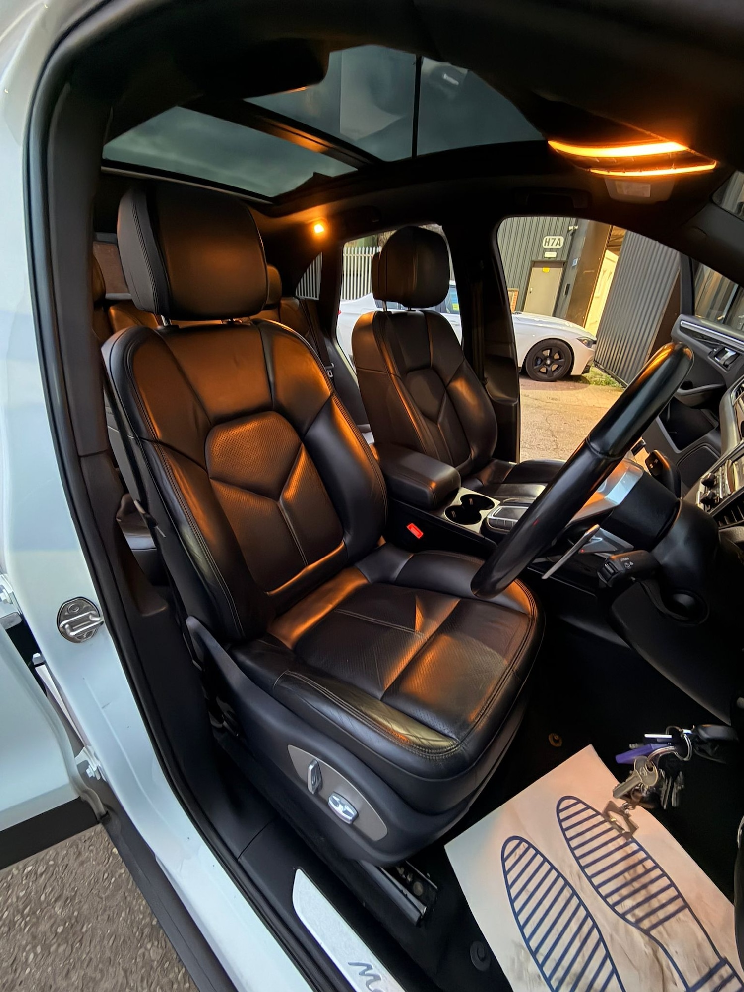 Used Porsche Macan 2015 for sale - 77700921: Photo 16