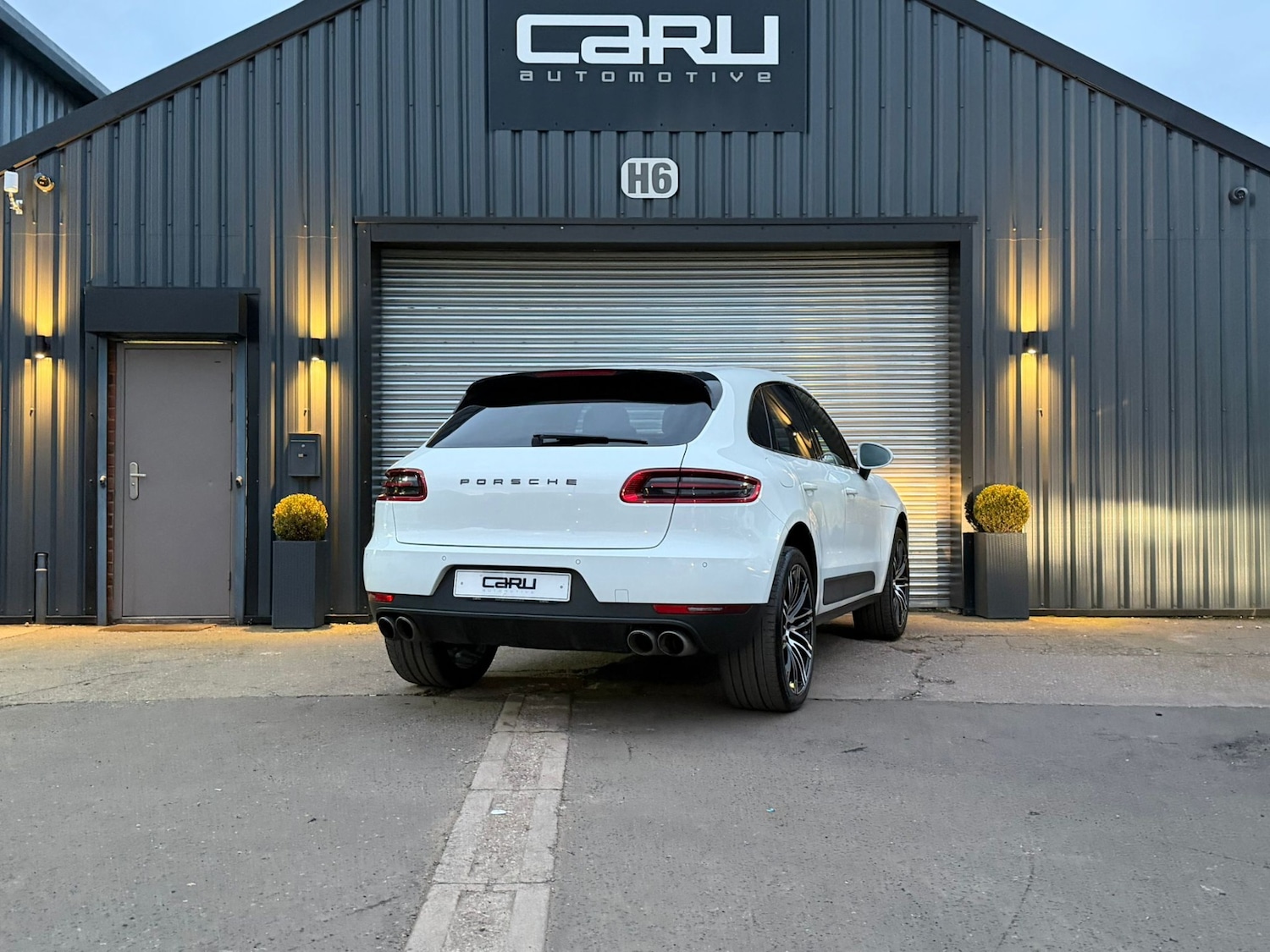 Used Porsche Macan 2015 for sale - 77700921: Photo 9