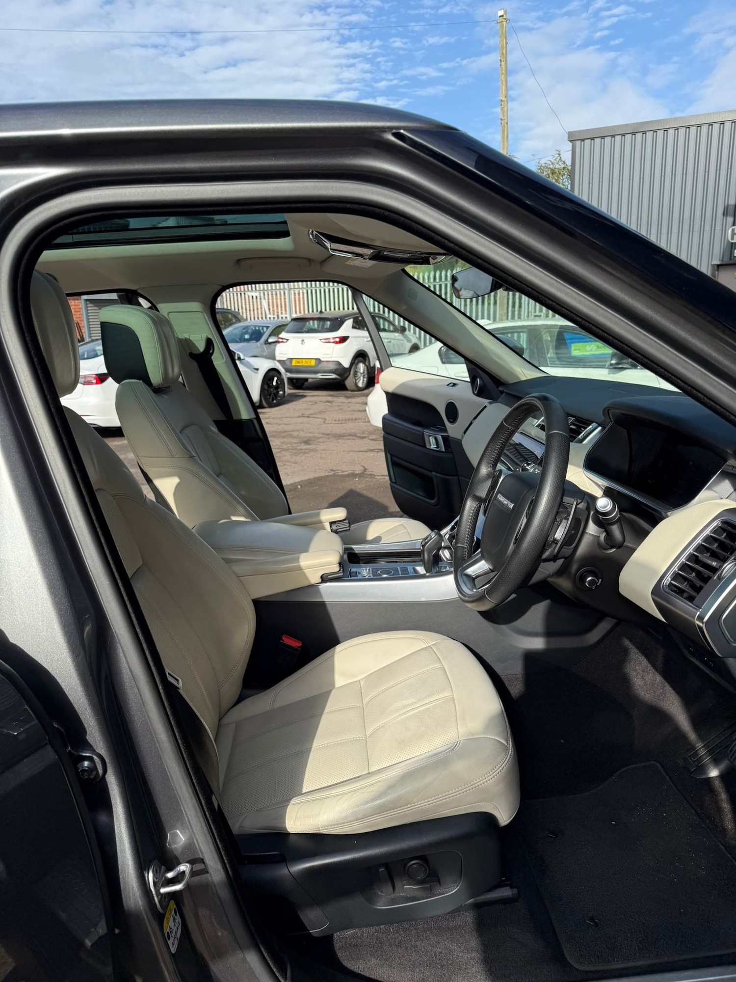 Used Land Rover Range Rover Sport 2018 for sale - 76183108: Photo 14