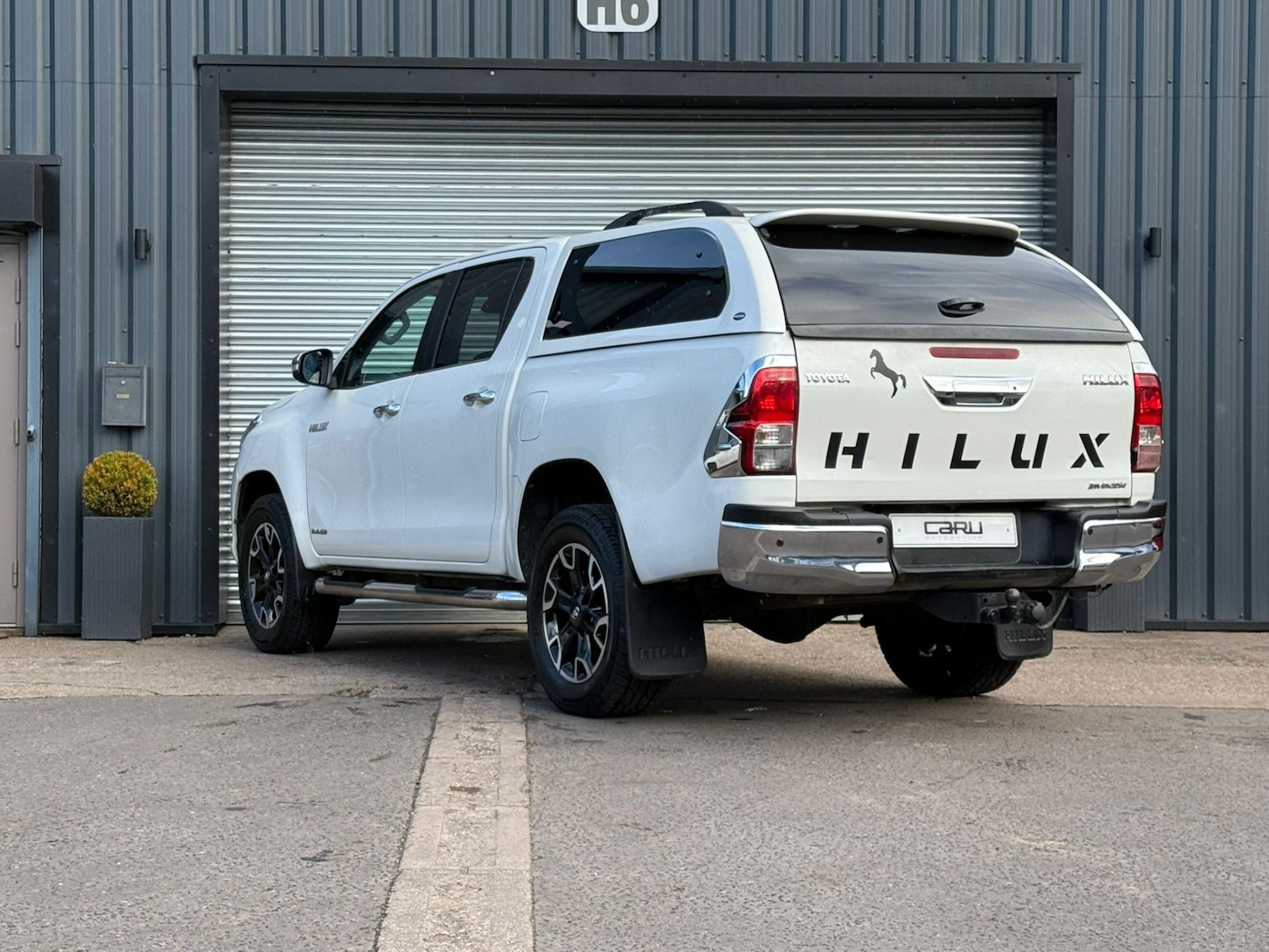 Used Toyota Hilux 2017 for sale - 77083555: Photo 12