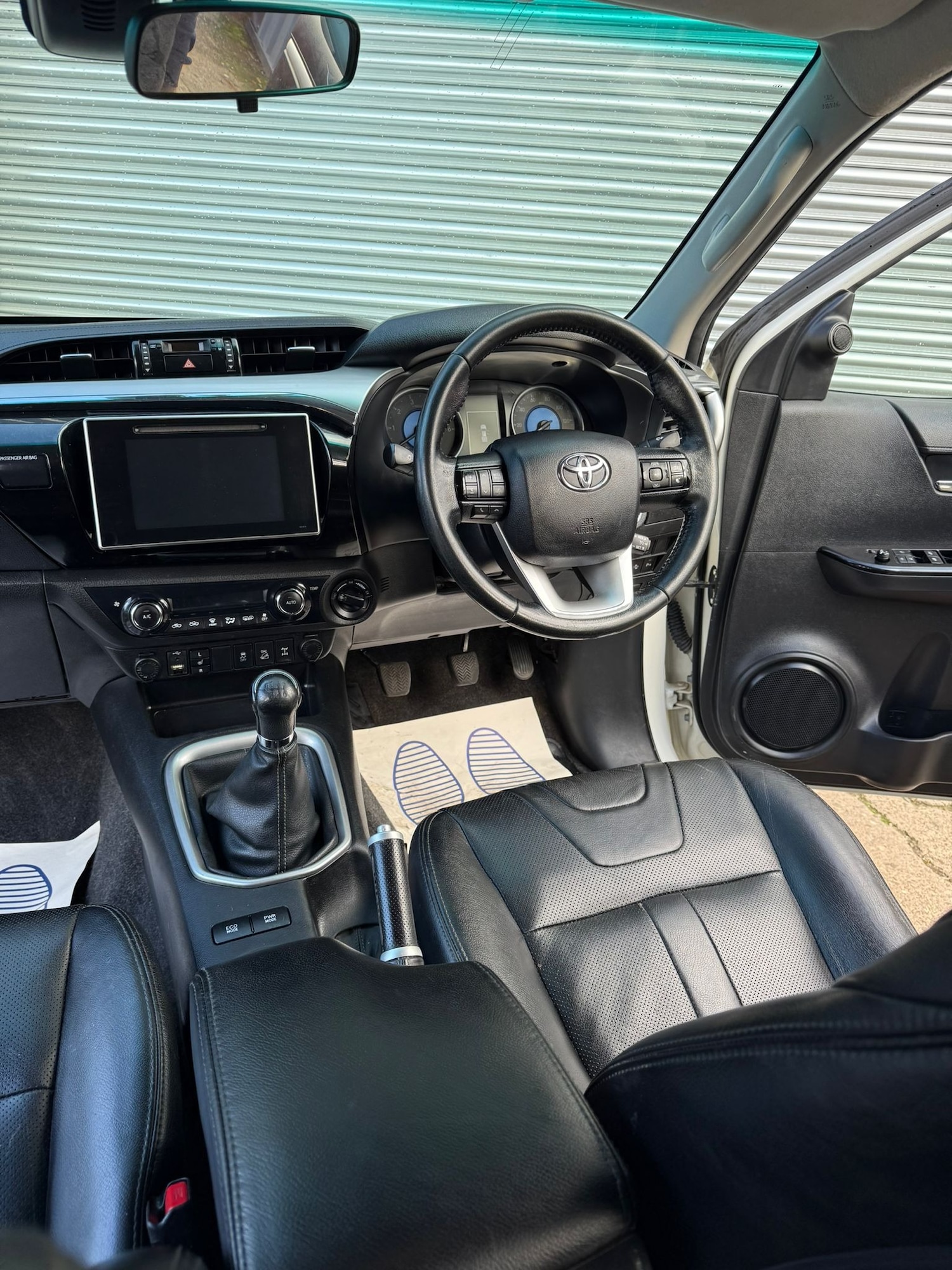 Used Toyota Hilux 2017 for sale - 77083555: Photo 14