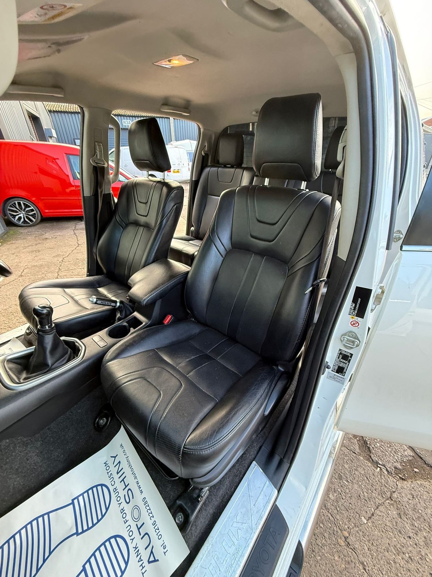 Used Toyota Hilux 2017 for sale - 77083555: Photo 18