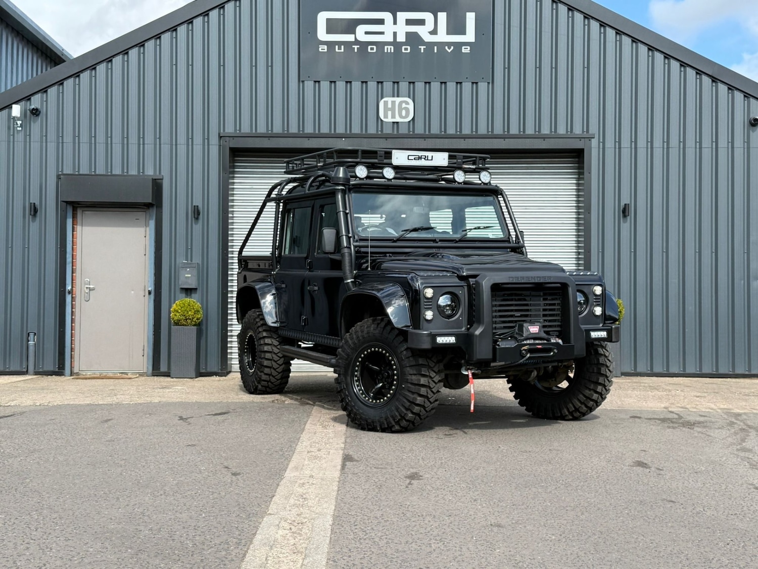 Used Land Rover Defender 2014 for sale - 77101316: Photo 3