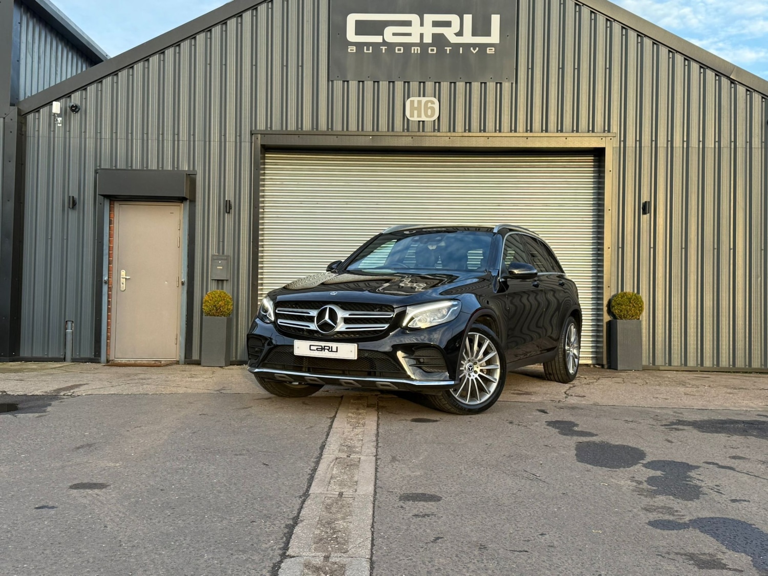 Used Mercedes-Benz GLC 2018 for sale - 76762246: Photo 1