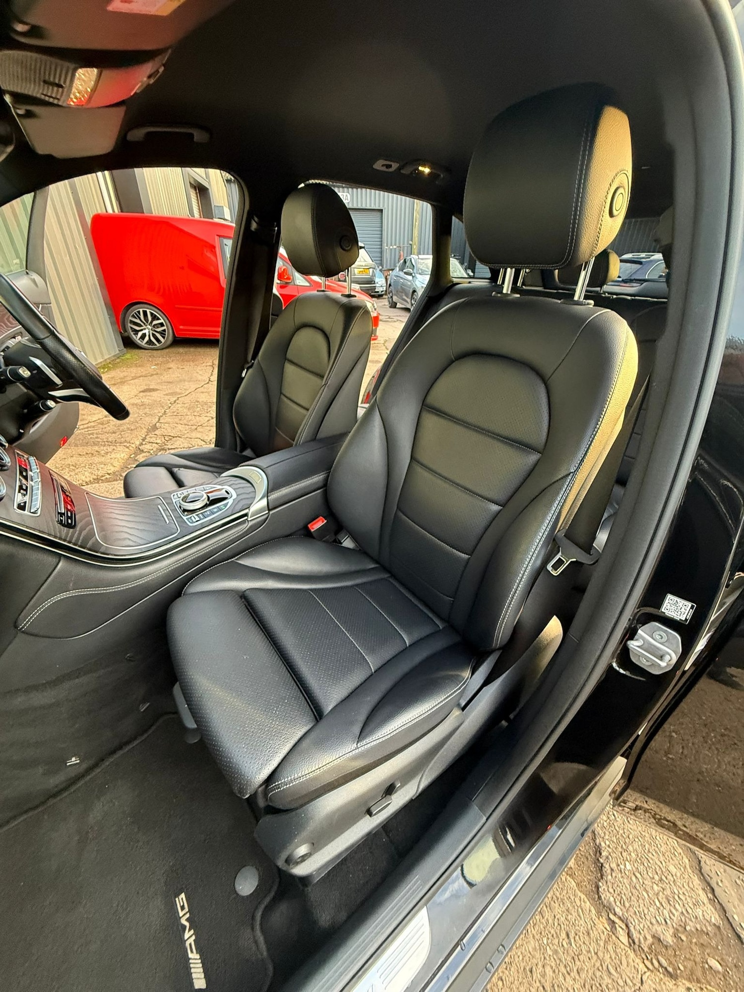 Used Mercedes-Benz GLC 2018 for sale - 76762246: Photo 17