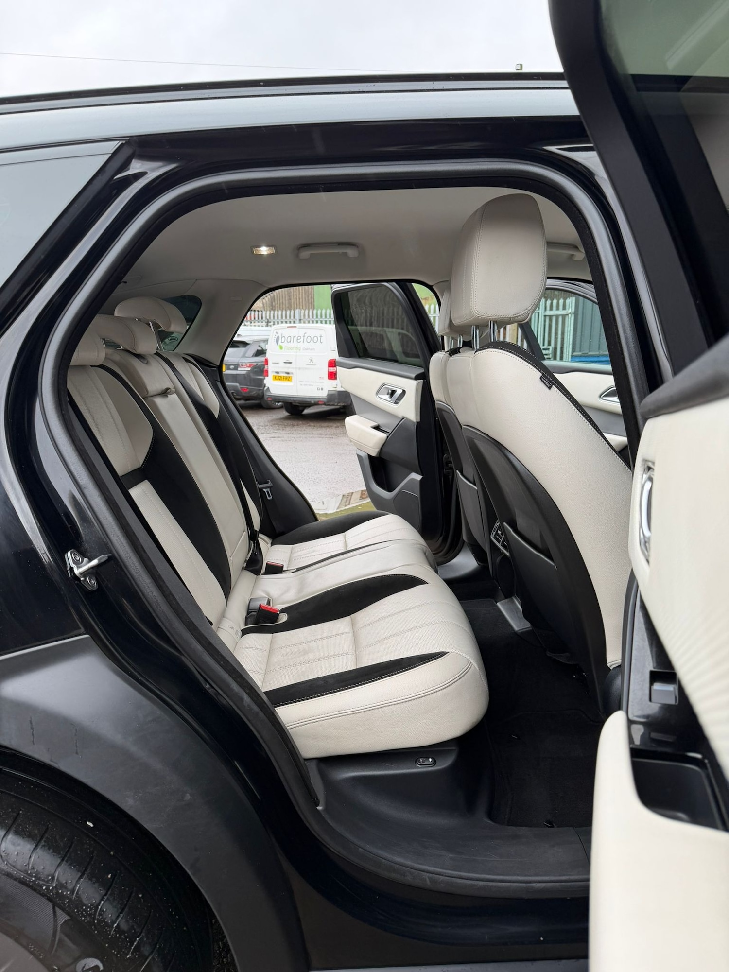 Used Land Rover Range Rover Velar 2017 for sale - 77543697: Photo 19