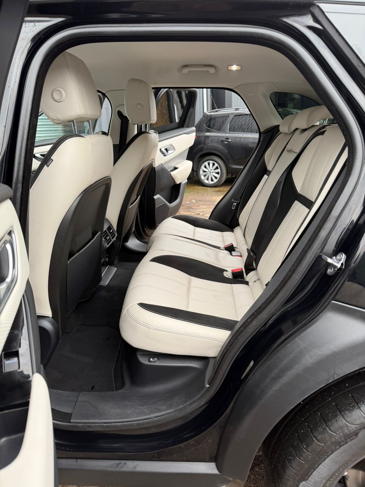 Used Land Rover Range Rover Velar 2017 for sale - 77543697: Photo 20