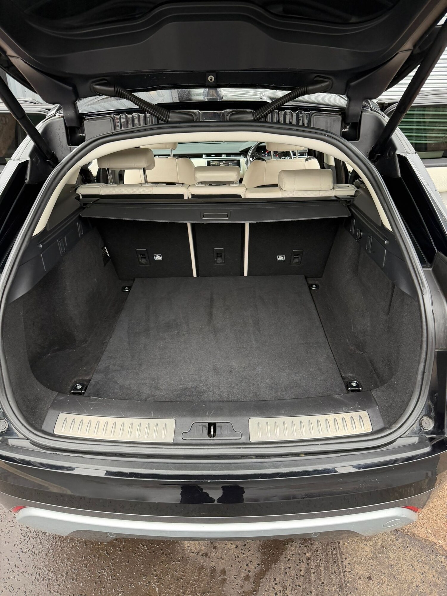 Used Land Rover Range Rover Velar 2017 for sale - 77543697: Photo 21