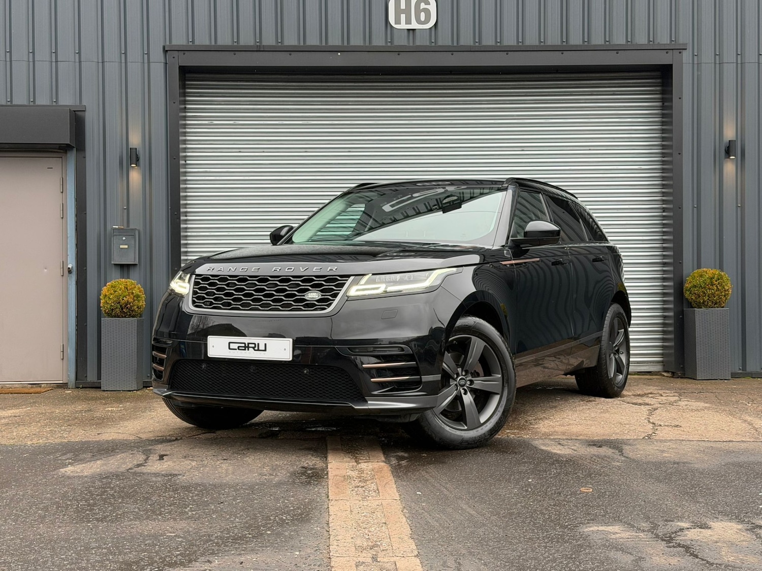 Used Land Rover Range Rover Velar 2017 for sale - 77543697: Photo 5