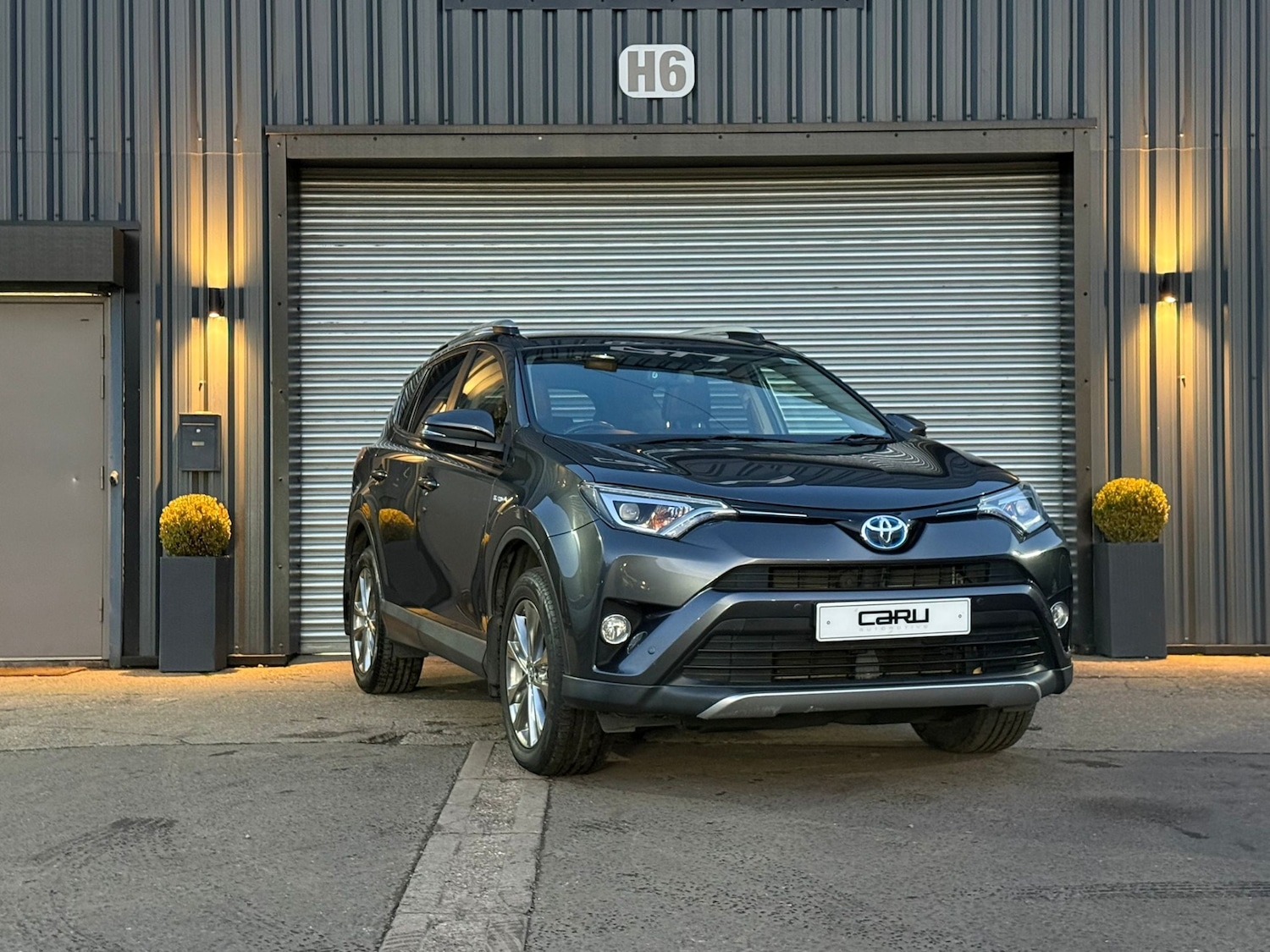 Used Toyota RAV4 2016 for sale - 77099957: Photo 8