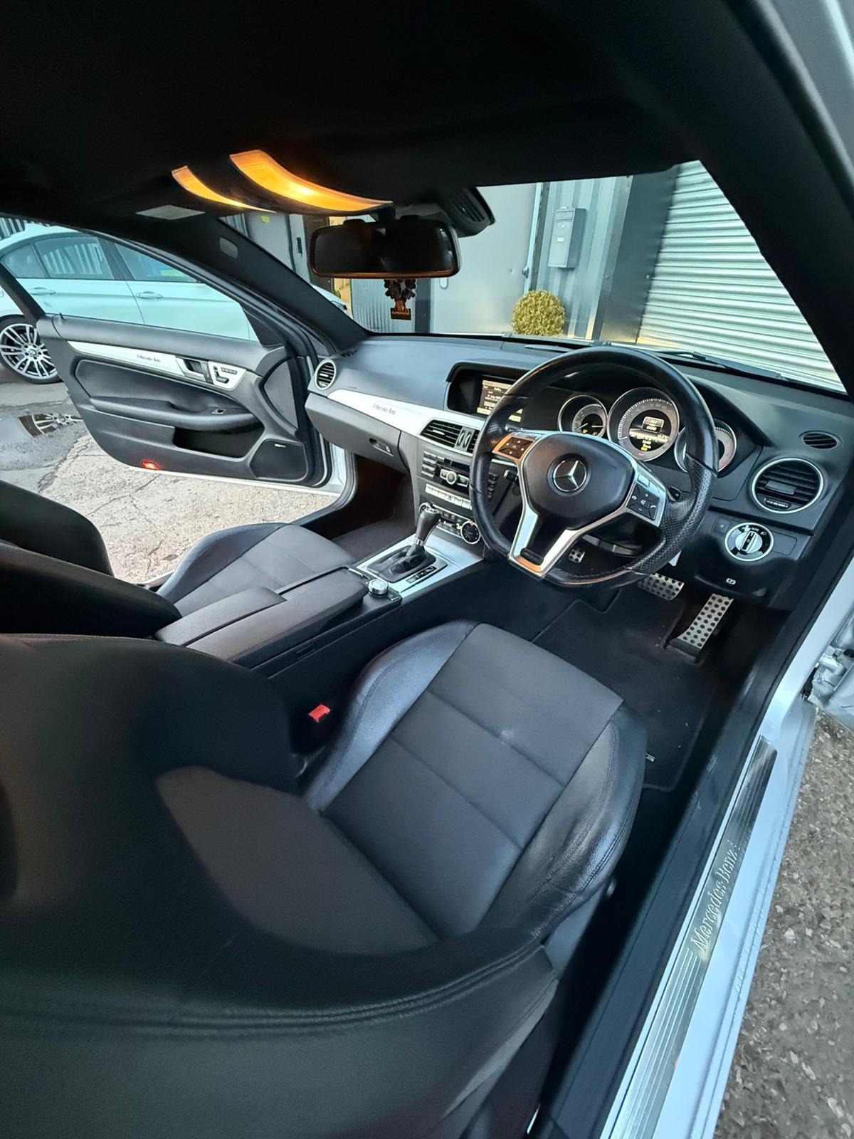 Used Mercedes-Benz C Class 2013 for sale - 77083358: Photo 12